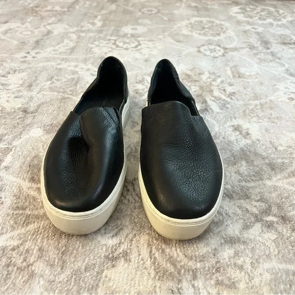 Rebecca Minkoff black leather slip on comfort sneaker. Size 8.5 - Picture 3 of 7